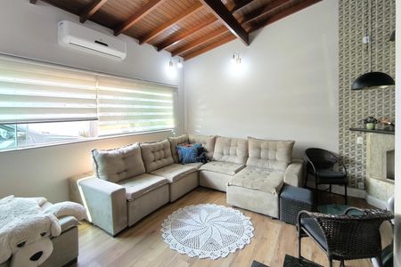 Casa à venda com 250m², 3 quartos e 4 vagasSala