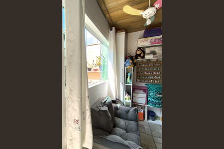 Casa à venda com 250m², 3 quartos e 4 vagasQuarto de Serviço