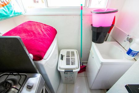 Apartamento para alugar com 50m², 2 quartos e 1 vaga Apartamento para alugar com 50m², 2 quartos e 1 vagaCozinha/Área de serviço