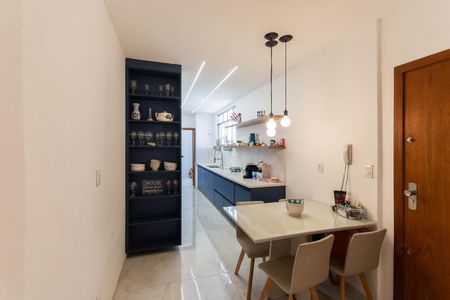 Apartamento à venda com 200m², 3 quartos e 1 vagaCozinha