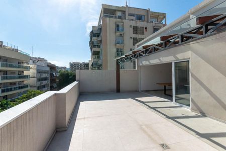 Apartamento à venda com 200m², 3 quartos e 1 vagaCobertura