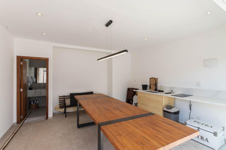 Apartamento à venda com 200m², 3 quartos e 1 vagaCobertura