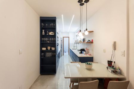 Apartamento à venda com 200m², 3 quartos e 1 vagaCozinha