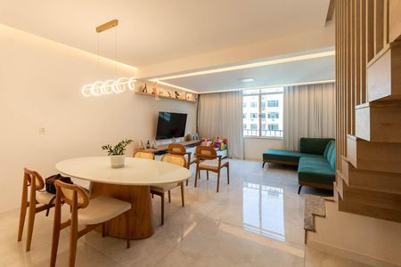 Apartamento à venda com 200m², 3 quartos e 1 vagaSala