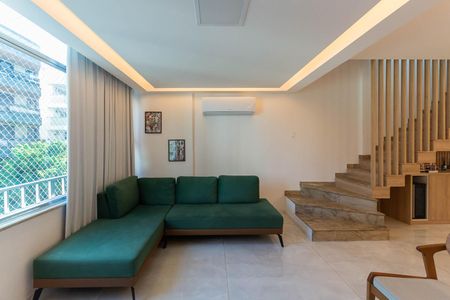 Apartamento à venda com 200m², 3 quartos e 1 vagaSala