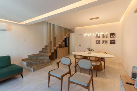 Apartamento à venda com 200m², 3 quartos e 1 vagaSala