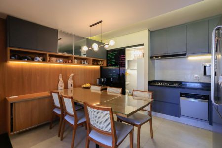 Apartamento à venda com 170m², 3 quartos e 2 vagasCopa 