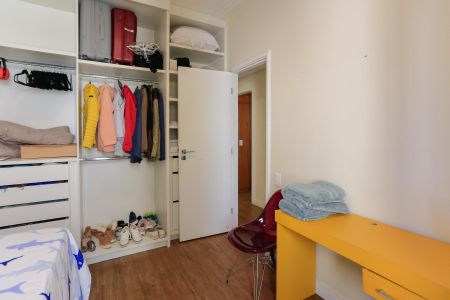 Apartamento à venda com 170m², 3 quartos e 2 vagasQuarto 2