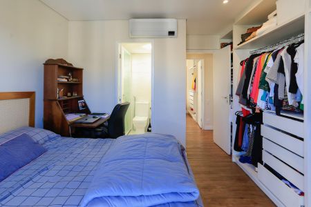 Apartamento à venda com 170m², 3 quartos e 2 vagasSuíte 