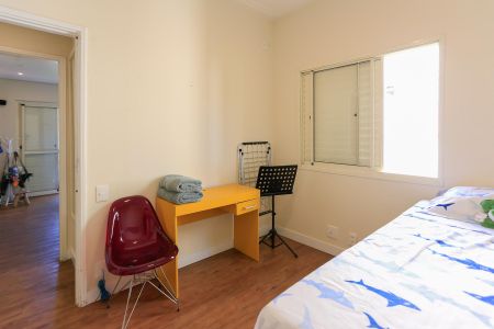 Apartamento à venda com 170m², 3 quartos e 2 vagasQuarto 2