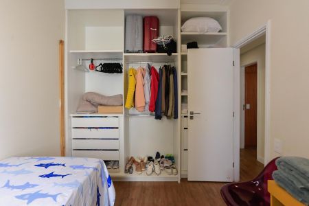 Apartamento à venda com 170m², 3 quartos e 2 vagasQuarto 2