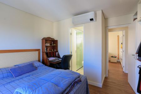 Apartamento à venda com 170m², 3 quartos e 2 vagasSuíte 