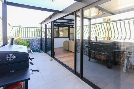 Apartamento à venda com 170m², 3 quartos e 2 vagasVaranda 