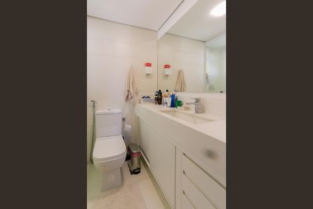 Apartamento à venda com 170m², 3 quartos e 2 vagasBanheiro Suíte 