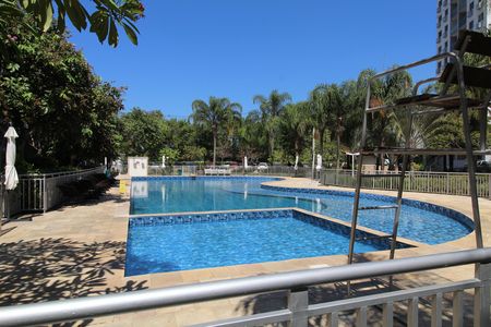 Apartamento para alugar com 55m², 2 quartos e 1 vagaPiscina