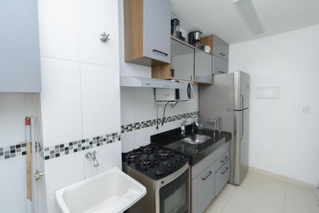 Apartamento para alugar com 60m², 2 quartos e 1 vaga Apartamento para alugar com 60m², 2 quartos e 1 vagaCozinha e Área de Serviço