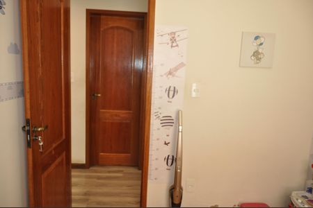 Casa de condomínio à venda com 225m², 4 quartos e 1 vagaQuarto 3