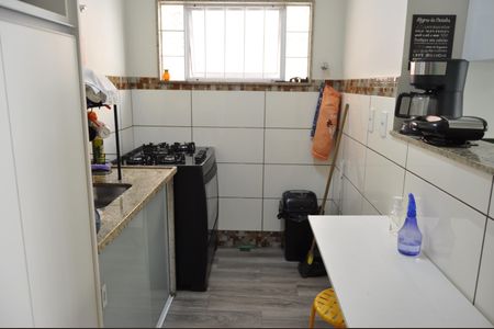 Casa de condomínio à venda com 225m², 4 quartos e 1 vagaCozinha