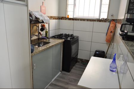 Casa de condomínio à venda com 225m², 4 quartos e 1 vagaCozinha