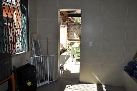 Casa de condomínio à venda com 225m², 4 quartos e 1 vagaQuarto Edícula