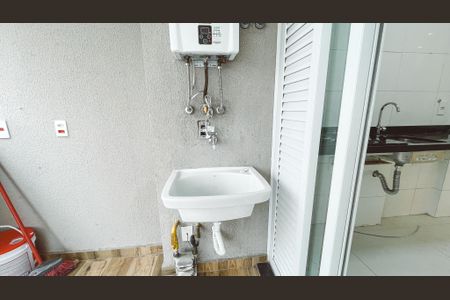 Apartamento à venda com 59m², 2 quartos e 1 vagaÁrea de Serviço