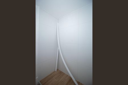 Studio para alugar com 27m², 1 quarto e sem vaga Studio para alugar com 27m², 1 quarto e sem vagaBanheiro