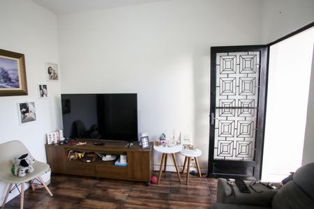 Casa à venda com 50m², 1 quarto e 1 vagaSala