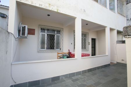 Casa à venda com 50m², 1 quarto e 1 vagaFrente da Casa