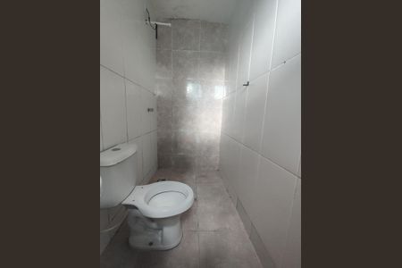 Casa para alugar com 75m², 3 quartos e 2 vagas Casa para alugar com 75m², 3 quartos e 2 vagasBanheiro da Suíte