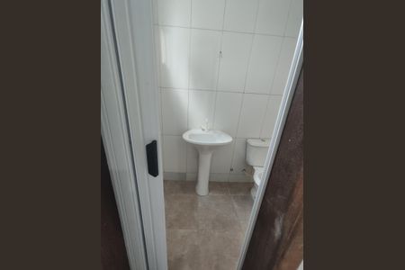 Casa para alugar com 75m², 3 quartos e 2 vagas Casa para alugar com 75m², 3 quartos e 2 vagasBanheiro da Suíte