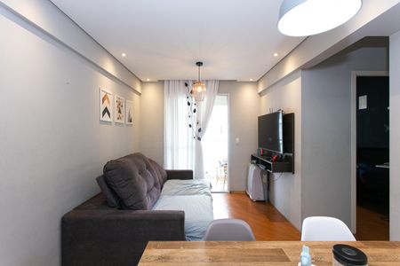 Apartamento à venda com 69m², 3 quartos e 1 vaga Apartamento à venda com 69m², 3 quartos e 1 vagaSala