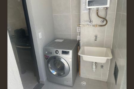 Apartamento para alugar com 44m², 2 quartos e sem vaga Apartamento para alugar com 44m², 2 quartos e sem vagaÁrea de Serviço
