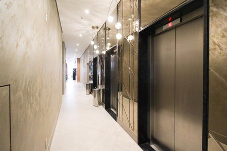 Studio para alugar com 30m², 1 quarto e sem vaga Studio para alugar com 30m², 1 quarto e sem vagaHall