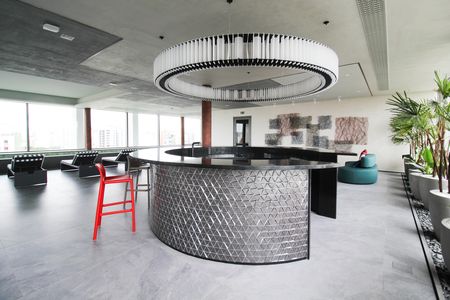 Studio para alugar com 30m², 1 quarto e sem vaga Studio para alugar com 30m², 1 quarto e sem vagaÁrea comum - Piscina