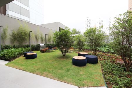 Studio para alugar com 30m², 1 quarto e sem vaga Studio para alugar com 30m², 1 quarto e sem vagaÁrea comum - Salão de festas