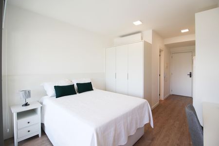 Studio para alugar com 30m², 1 quarto e sem vaga Studio para alugar com 30m², 1 quarto e sem vagaStudio