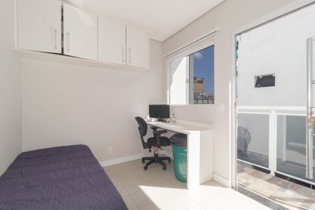 Casa de condomínio à venda com 150m², 4 quartos e 2 vagasSuíte 2 