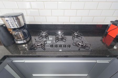 Casa de condomínio à venda com 150m², 4 quartos e 2 vagasCozinha