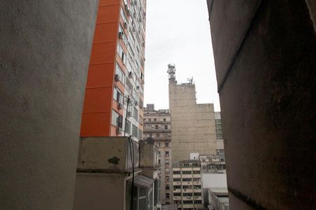 Apartamento à venda com 54m², 1 quarto e sem vagaCozinha + Área de Serviço Vista