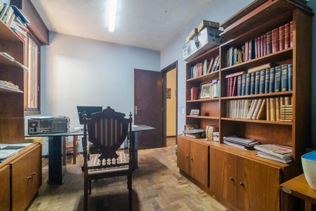 Casa à venda com 300m², 3 quartos e 1 vagaEscritório