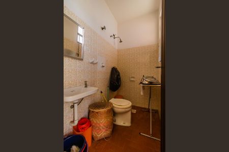 Casa à venda com 300m², 3 quartos e 1 vagaBanheiro de serviço