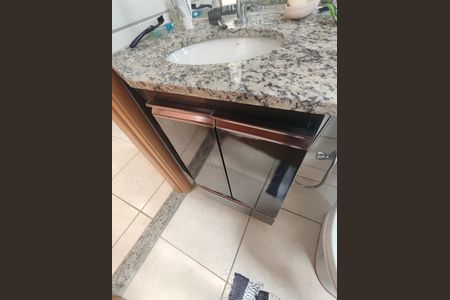 Apartamento para alugar com 43m², 2 quartos e 1 vaga Apartamento para alugar com 43m², 2 quartos e 1 vagaBanheiro