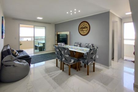 Apartamento para alugar com 115m², 2 quartos e 2 vagasSala