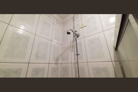 Casa à venda com 100m², 3 quartos e 2 vagasCasa 1 - Banheiro da Suíte