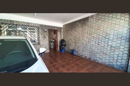 Casa à venda com 100m², 3 quartos e 2 vagasGaragem