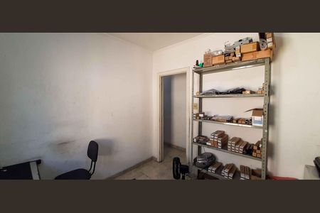 Casa à venda com 100m², 3 quartos e 2 vagasCasa 1 - Quarto