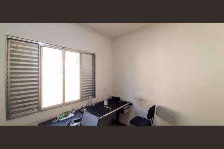 Casa à venda com 100m², 3 quartos e 2 vagasCasa 1 - Quarto