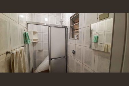 Casa à venda com 100m², 3 quartos e 2 vagasCasa 1 - Banheiro da Suíte