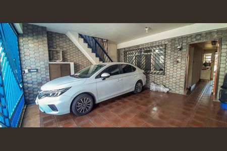 Casa à venda com 100m², 3 quartos e 2 vagasGaragem