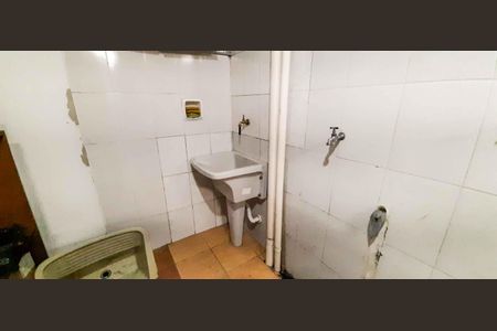 Casa à venda com 100m², 3 quartos e 2 vagasCasa 2 - Área de Serviço